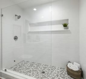 How to make your bathroom look bigger and more beautiful?