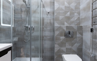 What are the big trends in shower doors?