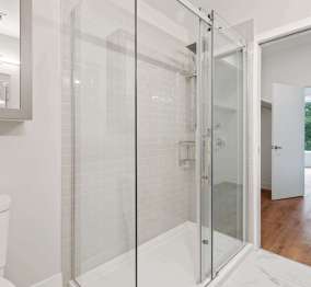 Why Choose Frameless Shower Doors?