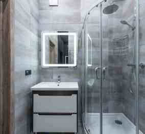 What Is The Difference Between Swinging, Sliding, Or Swing Shower Doors