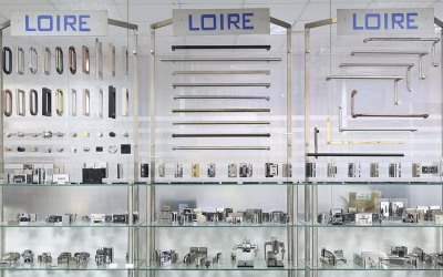 How to Select High-Quality Glass Hardware for Large-Scale Projects