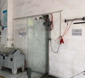 Introduction to the correct installation method of glass doors