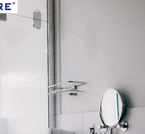 What are the main points of shower hinge installation?