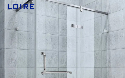 What should be paid attention to when purchasing a shower room