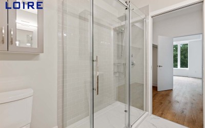 How to distinguish the quality of a sliding shower door？