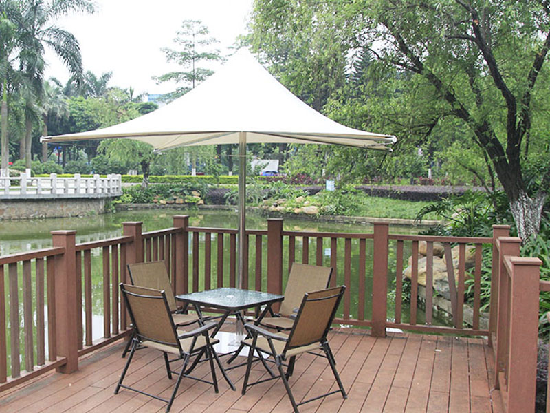 outdoor patio umbrella