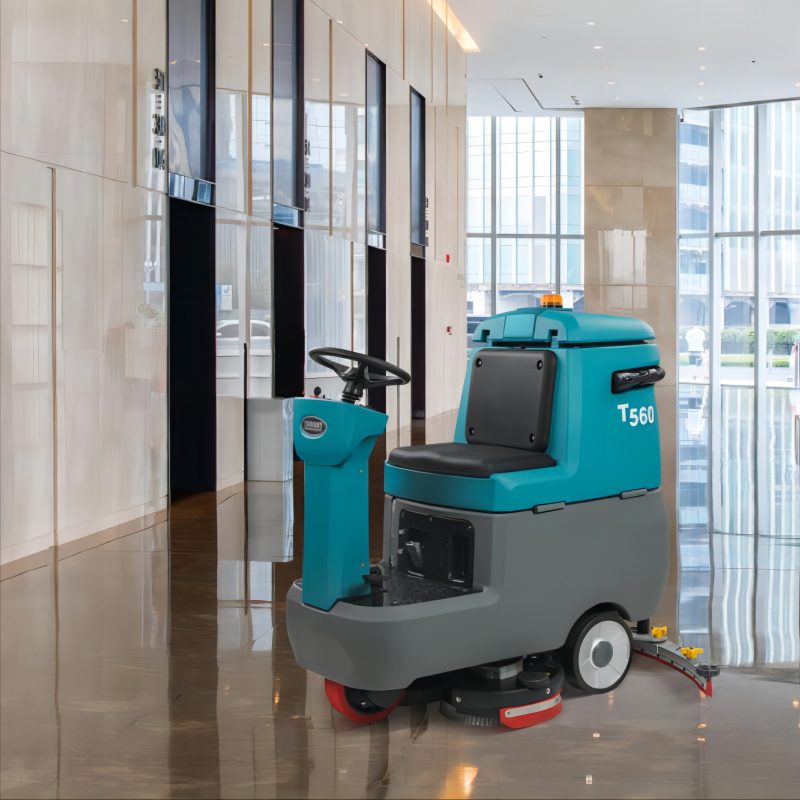 TENNANT T560 driving floor scrubber