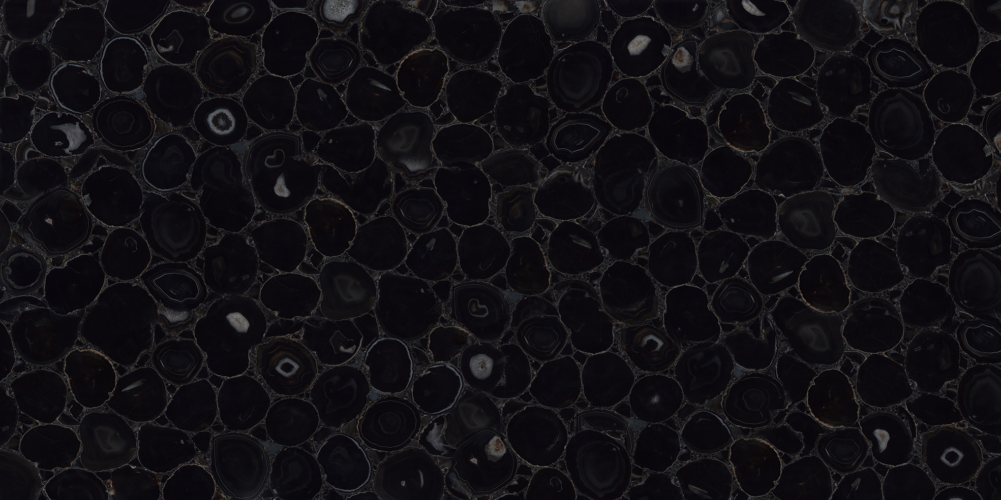 GEM-108 Black Agate 02