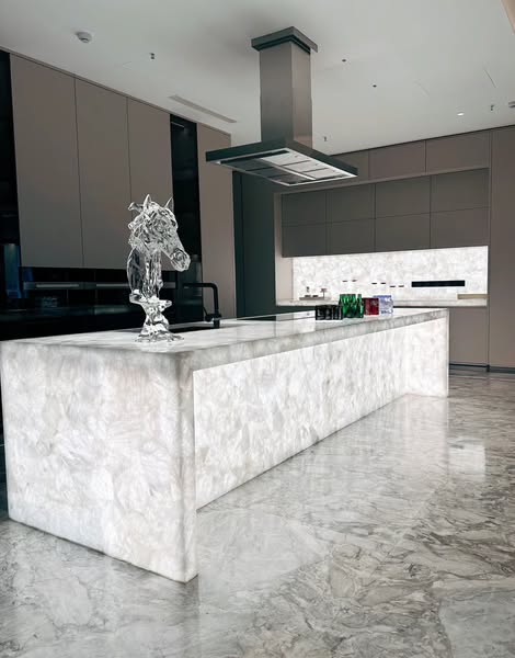 Break the Monotony: Wayon Gem Series Sets Design Free from Material Constraint
