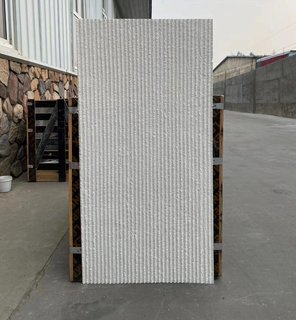 MC065 Vein Stone