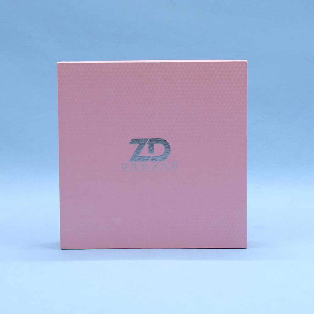 Custom-Logo-Luxury-Giftbox-Magnetic-Closure-Paper-Gift-Box-Packaging-Cosmetic-gift-Box-_5_