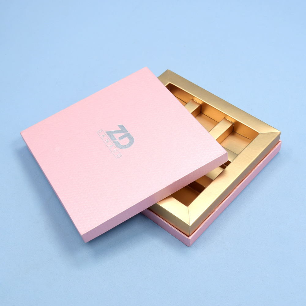 Custom-Logo-Luxury-Giftbox-Magnetic-Closure-Paper-Gift-Box-Packaging-Cosmetic-gift-Box-_8_