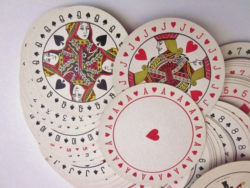 Key Factors That Determine Playing Card Quality