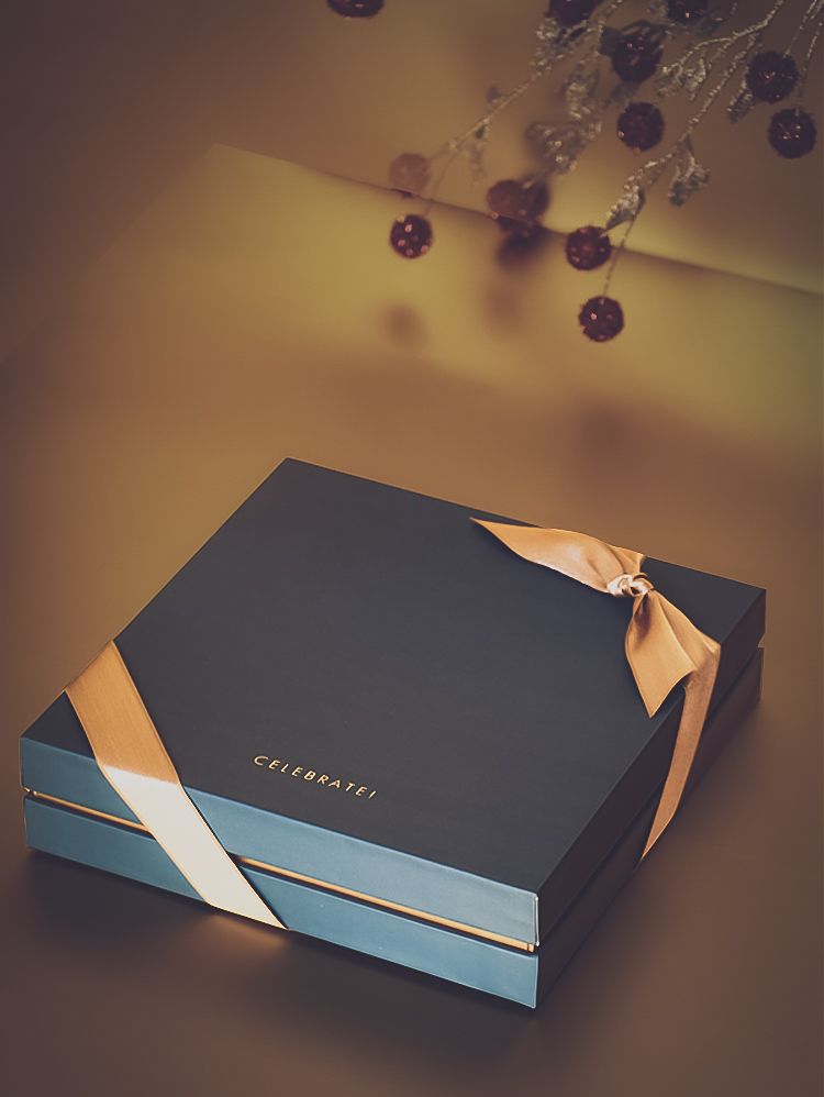 Custom Luxury Cosmetic Packaging Boxes005