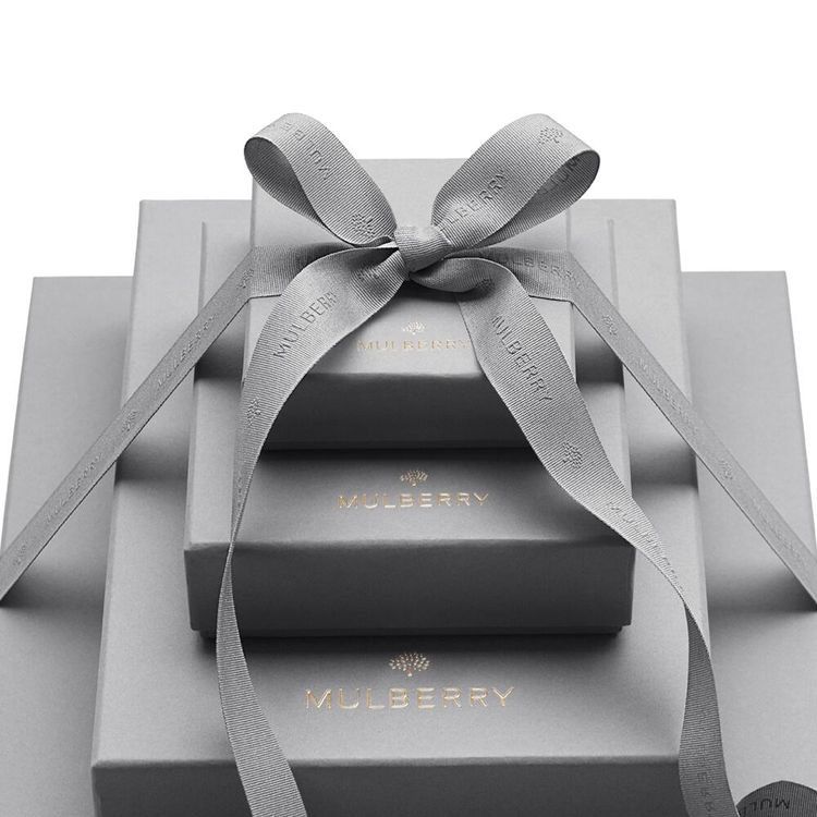 Custom Luxury Cosmetic Packaging Boxes019