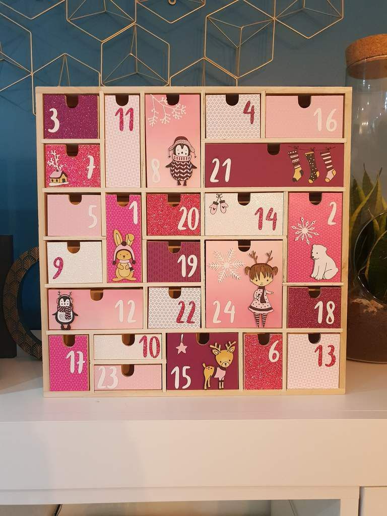 calendar box 002