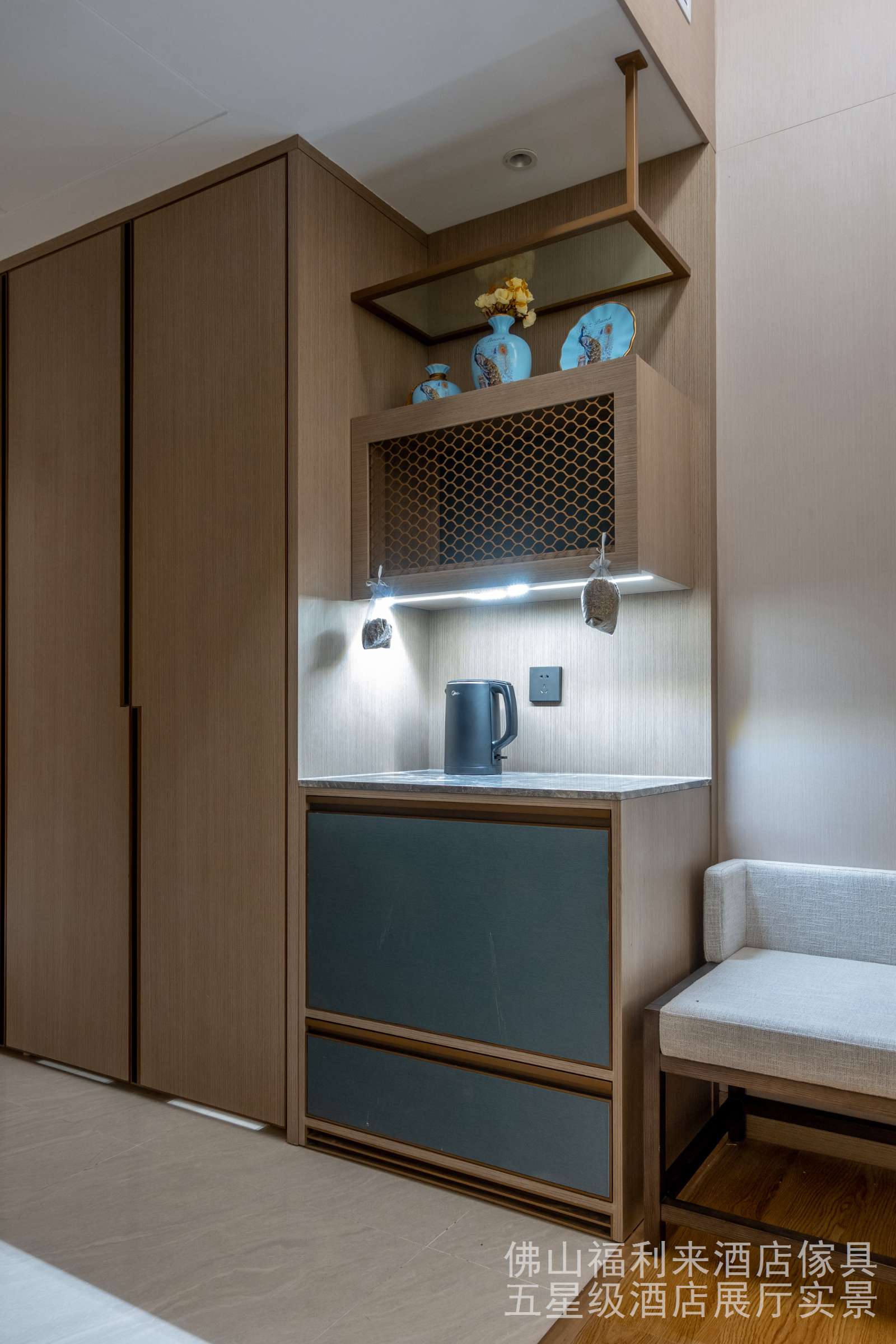 Fulilai_King_Size_Bed_Guest_Room_Furniture_Hotel_Bedroom_Sets__3_