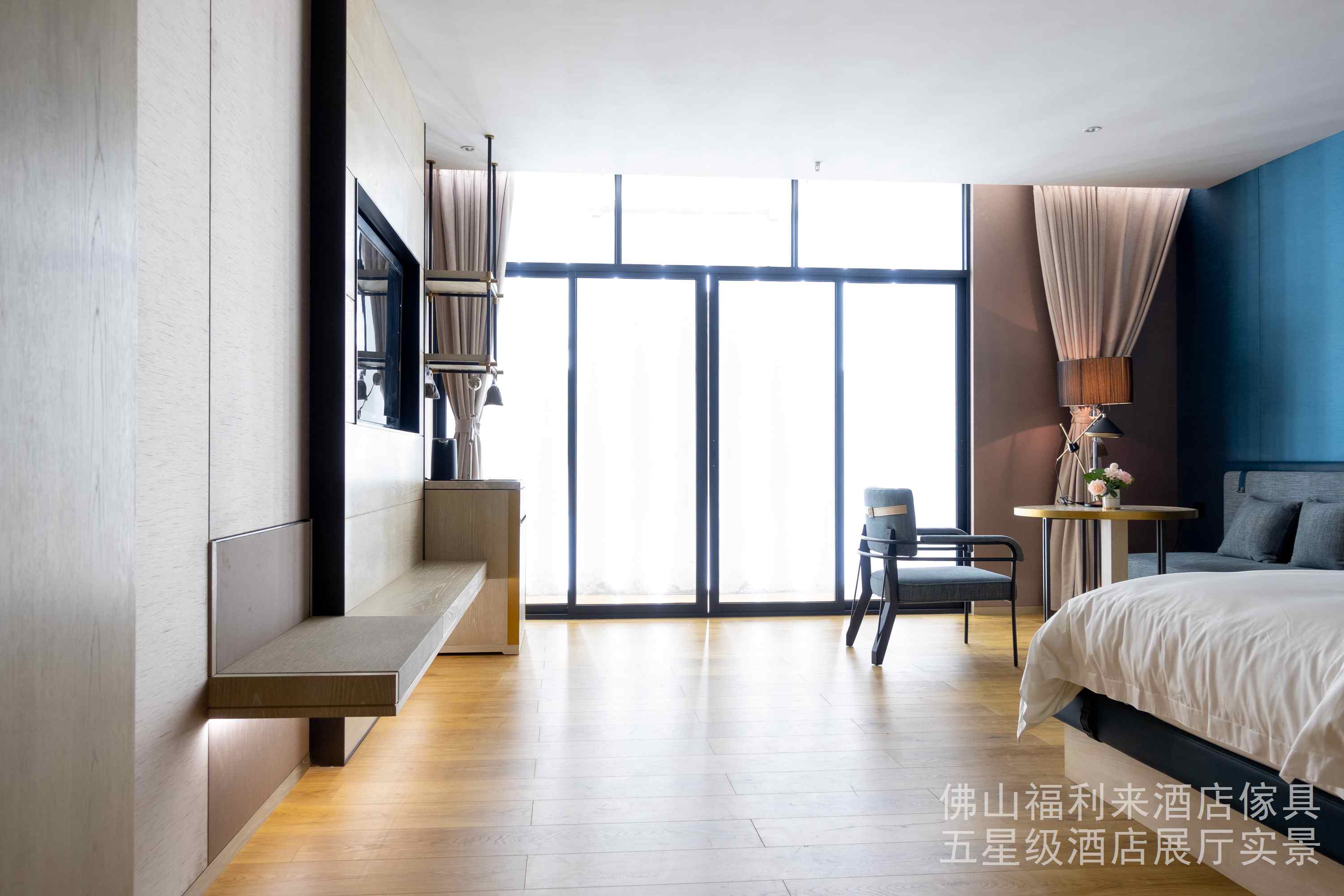 High_end_custom_made_resort_hotel_room_set__3_