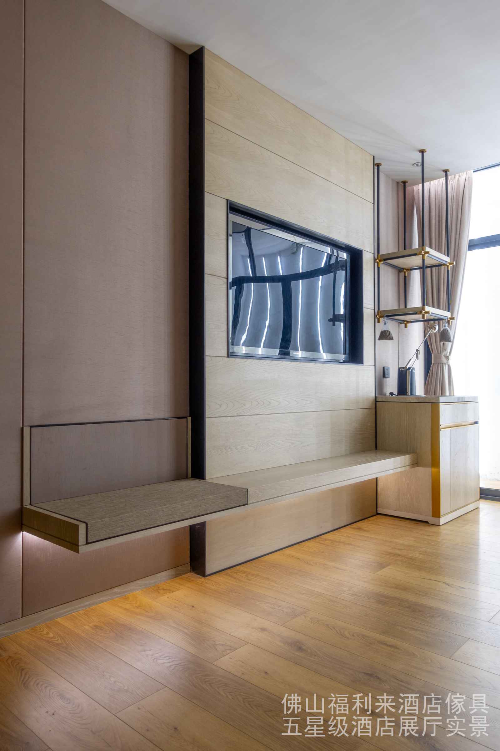 High_end_custom_made_resort_hotel_room_set__4_