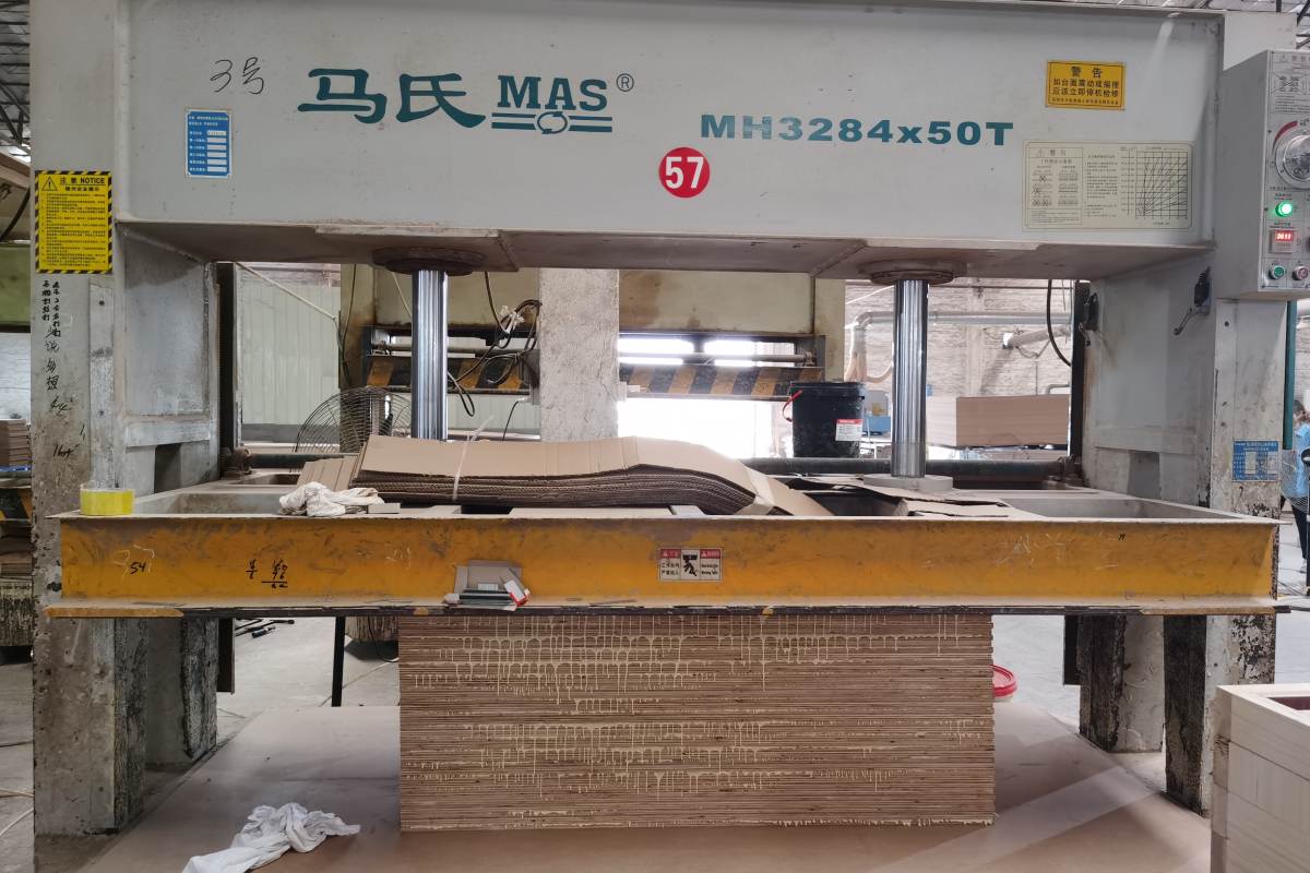 Veneering_&_hot_pressing_&_sanding_&_cold_pressing__15_