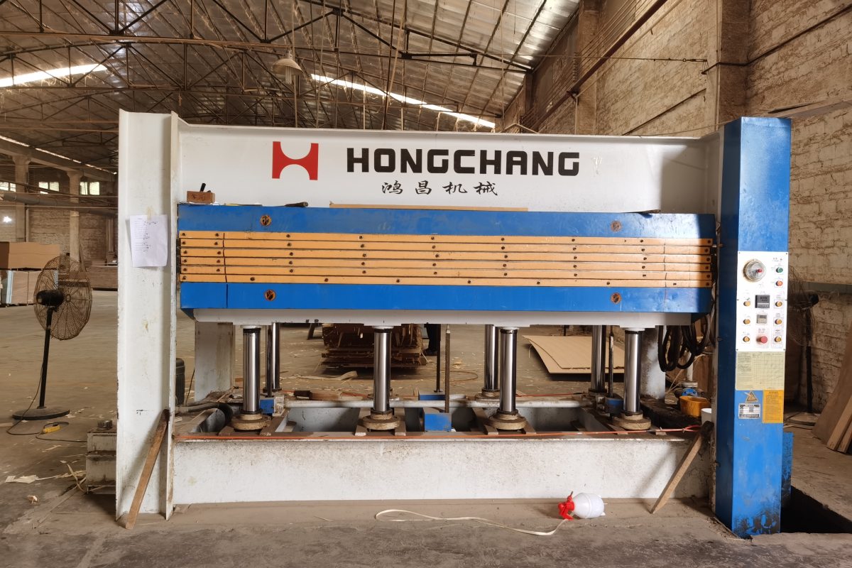 Veneering_&_hot_pressing_&_sanding_&_cold_pressing__1_