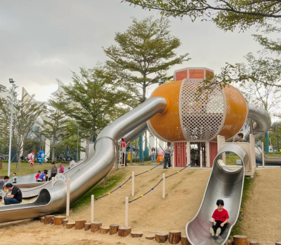 Which company is good to join in the children's playground? Di Le Ni Children's Park with diverse facilities