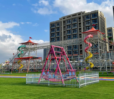 Di Le Ni Children's Park allows children to play carefree and happy