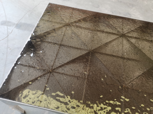 Decorative glass coffee table