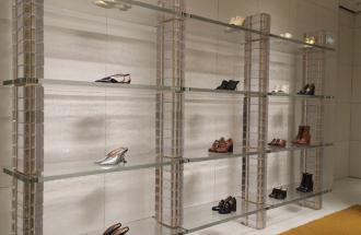 Glass brick display rack
